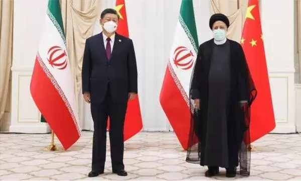 ईरानी राष्ट्रपति का चीन दौरा,चीन के राष्ट्रपति ने ईरान को समर्थन देने का किया वादा ईरानी राष्ट्रपति का चीन दौरा,चीन के राष्ट्रपति ने ईरान को समर्थन देने का किया वादा