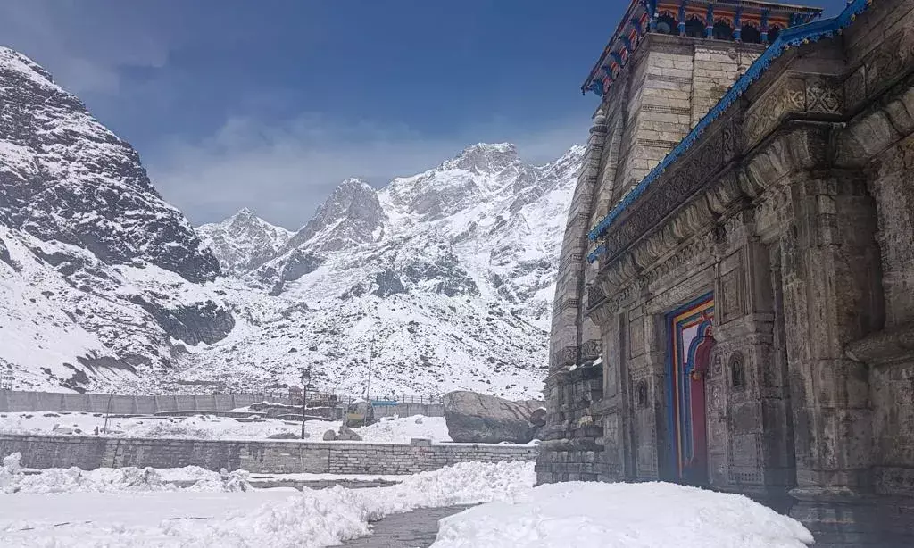 उत्तराखंड: बारिश, बर्फबारी के अलर्ट को देखते हुए केदारनाथ धाम यात्रा के तीर्थयात्रियों के लिए एडवाइजरी जारी उत्तराखंड: बारिश, बर्फबारी के अलर्ट को देखते हुए केदारनाथ धाम यात्रा के तीर्थयात्रियों के लिए एडवाइजरी जारी