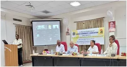 15-16 рдЬреВрди 2023 рдХреЛ рдЧрд┐рд░реА рдЗрдВрд╕реНрдЯреАрдЯреНрдпреВрдЯ рдСрдл рдбреЗрд╡рд▓рдкрдореЗрдВрдЯ рд╕реНрдЯрдбреАрдЬ, рд▓рдЦрдирдК рдореЗрдВ рдЗрдВрдбрд┐рдпрди рдПрдХреНрдиреЛрдорд┐рд╕реНрдЯ рдПрд╕реЛрд╕рд┐рдПрд╢рди рдХрд╛ рдкреНрд░рдердо рджреЛ рджрд┐рд╡рд╕реАрдп рд░рд╛рд╖реНрдЯреНрд░реАрдп рд╕рдореНрдореЗрд▓рди рдЖрдпреЛрдЬрд┐рдд рдХрд┐рдпрд╛ рдЧрдпрд╛ 15-16 рдЬреВрди 2023 рдХреЛ рдЧрд┐рд░реА рдЗрдВрд╕реНрдЯреАрдЯреНрдпреВрдЯ рдСрдл рдбреЗрд╡рд▓рдкрдореЗрдВрдЯ рд╕реНрдЯрдбреАрдЬ, рд▓рдЦрдирдК рдореЗрдВ рдЗрдВрдбрд┐рдпрди рдПрдХреНрдиреЛрдорд┐рд╕реНрдЯ рдПрд╕реЛрд╕рд┐рдПрд╢рди рдХрд╛ рдкреНрд░рдердо рджреЛ рджрд┐рд╡рд╕реАрдп рд░рд╛рд╖реНрдЯреНрд░реАрдп рд╕рдореНрдореЗрд▓рди рдЖрдпреЛрдЬрд┐рдд рдХрд┐рдпрд╛ рдЧрдпрд╛