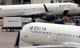 टेक्सास हवाईअड्डे के एक कर्मचारी की हुई मौत डेल्टा विमान के इंजन में फंसने से