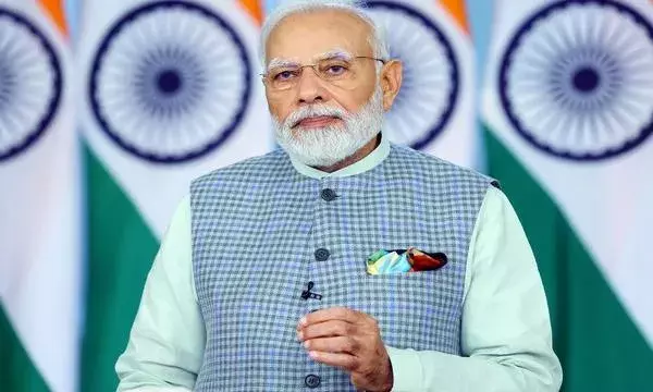 Prime Minister arrives in Paris, Republic of France