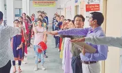 अवध विवि में चला नशामुक्ति अभियान