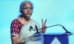 एफएम सीतारमण ने कहा भारतीय कंपनियां विदेशी लिस्टिंग के लिए जा सकती हैं