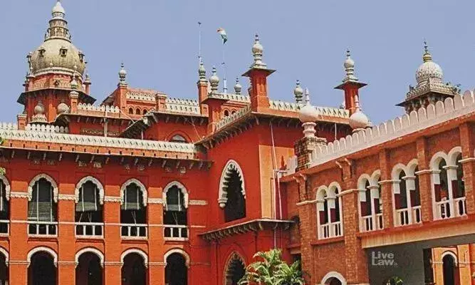 मद्रास उच्च न्यायालय निर्देश दिया कि विधवा को मंदिर में प्रवेश की अनुमति हो