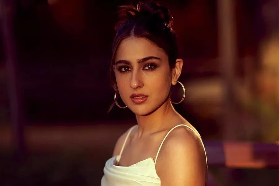 सारा अली खान के जन्मदिन पर देखें उनकी प्रफुल्लित करने वाली इंस्टाग्राम रील्स और मौज-मस्ती से भरे पारिवारिक पल