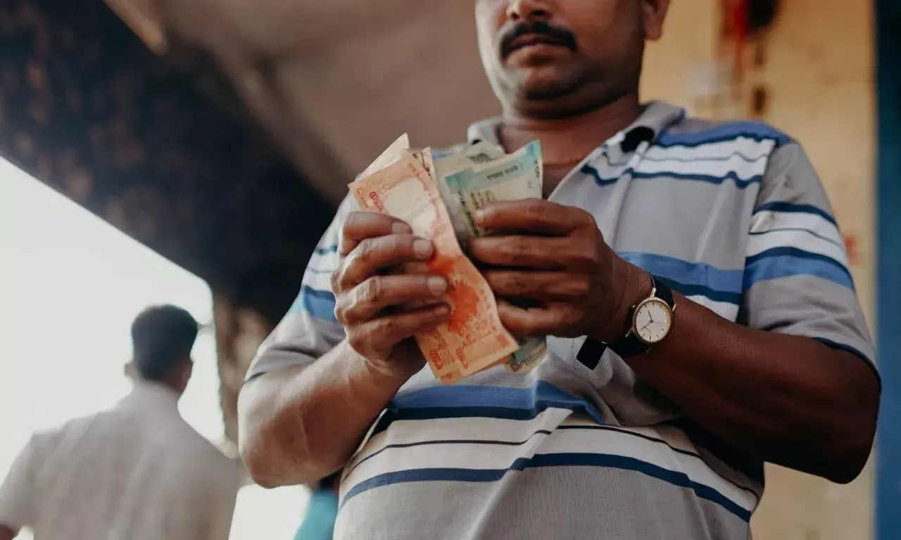 छात्रवृत्ति के लिए बायोमेट्रिक हाजिरी जरूरी