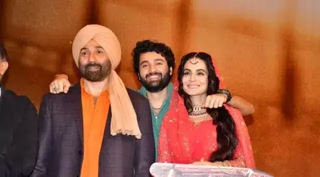 गदर 2 ने भारत में 450 करोड़ का आंकड़ा पार किया