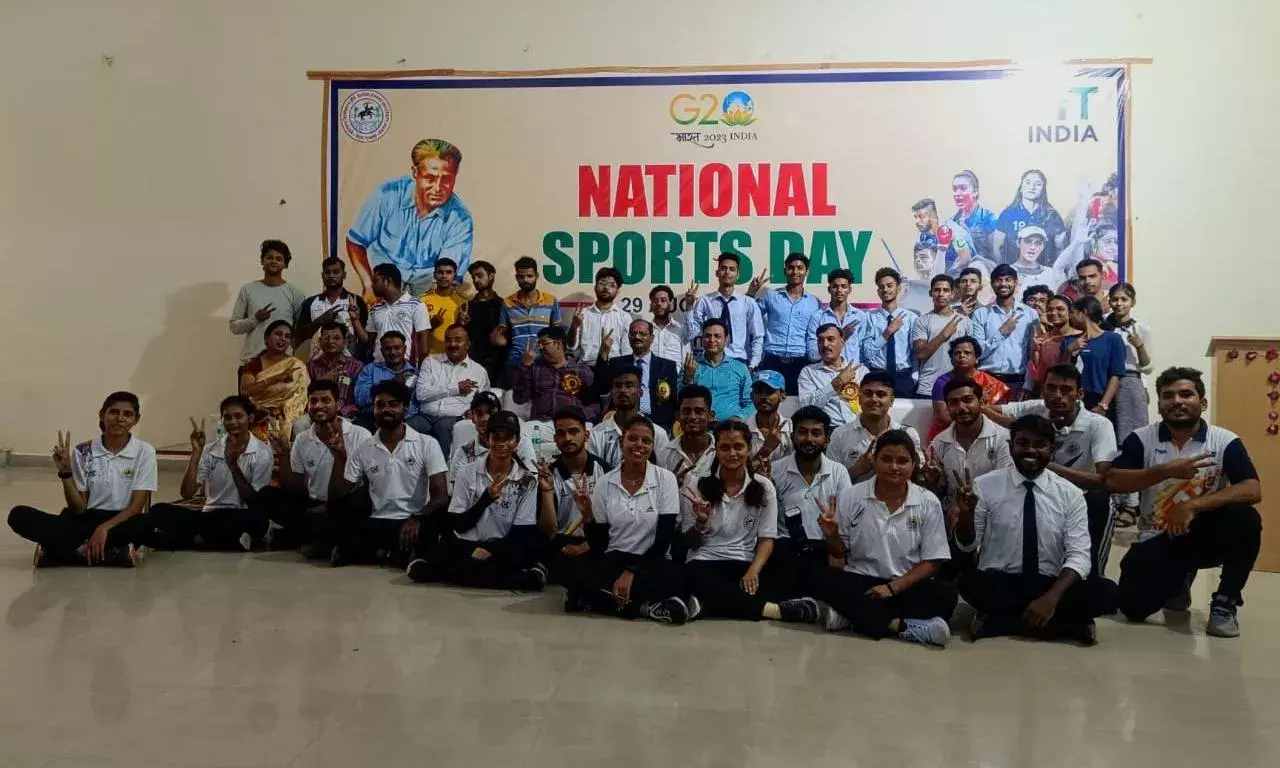 खेल दिवस के उपलक्ष में बी यू में प्रतियोगिताओं का हुआ शुभारंभ