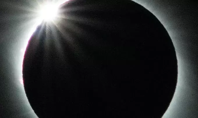 рд╢рд░рдж рдкреВрд░реНрдгрд┐рдорд╛ рдкрд░ рдЦрдВрдб рдЧреНрд░рд╛рд╕ рдЪрдВрджреНрд░ рдЧреНрд░рд╣рдг рдХрд╛ рд╕рд╛рдпрд╛ рд╢рд░рдж рдкреВрд░реНрдгрд┐рдорд╛ рдкрд░ рдЦрдВрдб рдЧреНрд░рд╛рд╕ рдЪрдВрджреНрд░ рдЧреНрд░рд╣рдг рдХрд╛ рд╕рд╛рдпрд╛