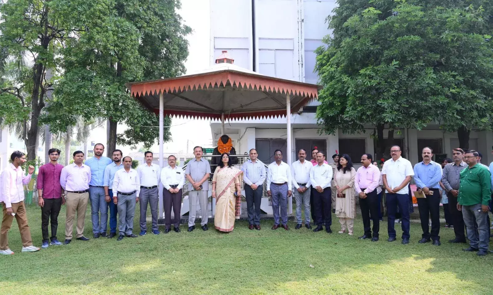 सरदार पटेल ने एक सुदृढ़ राष्ट्र के रूप में प्रतिष्ठित कियाः कुलपति प्रो0 प्रतिभा गोयल सरदार पटेल ने एक सुदृढ़ राष्ट्र के रूप में प्रतिष्ठित कियाः कुलपति प्रो0 प्रतिभा गोयल