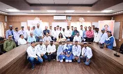 कुलपति ने कौशल विकास हब की मध्यवाधि समीक्षा बैठक की कुलपति ने कौशल विकास हब की मध्यवाधि समीक्षा बैठक की