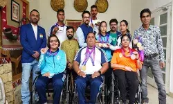 केंद्रीय खेल मंत्री अनुराग ठाकुर ने एशियाई पैरा गेम्स 2023 के पदक विजेताओं के साथ बातचीत की