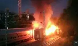 मद्रास HC ने मदुरै ट्रेन अग्निकांड के पांच आरोपियों को जमानत दे दी, जिसमें नौ लोगों की जान चली गई थी मद्रास HC ने मदुरै ट्रेन अग्निकांड के पांच आरोपियों को जमानत दे दी, जिसमें नौ लोगों की जान चली गई थी