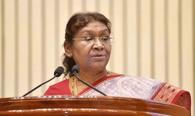 राष्ट्रपति श्रीमती द्रौपदी मुर्मु ने दिव्यांगजन सशक्तिकरण के लिए वर्ष 2023 के राष्ट्रीय पुरस्कार प्रदान किए