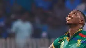 लुंगी एनगिडी भारत के खिलाफ टी20 सीरीज से बाहर; ब्यूरेन हेंड्रिक्स को जगह मिली