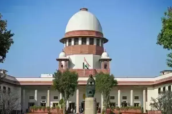 SC рдиреЗ рдХрд╣рд╛-рдЕрдиреБрдЪреНрдЫреЗрдж 370 рд╣рдЯрд╛рдиреЗ рдХрд╛ рдлреИрд╕рд▓рд╛ рд╕рд╣реА; рдХреЗрдВрджреНрд░ рдкрд░ рд╕рд╡рд╛рд▓ рдЙрдард╛рдирд╛ рдЙрдЪрд┐рдд рдирд╣реАрдВ SC рдиреЗ рдХрд╣рд╛-рдЕрдиреБрдЪреНрдЫреЗрдж 370 рд╣рдЯрд╛рдиреЗ рдХрд╛ рдлреИрд╕рд▓рд╛ рд╕рд╣реА; рдХреЗрдВрджреНрд░ рдкрд░ рд╕рд╡рд╛рд▓ рдЙрдард╛рдирд╛ рдЙрдЪрд┐рдд рдирд╣реАрдВ