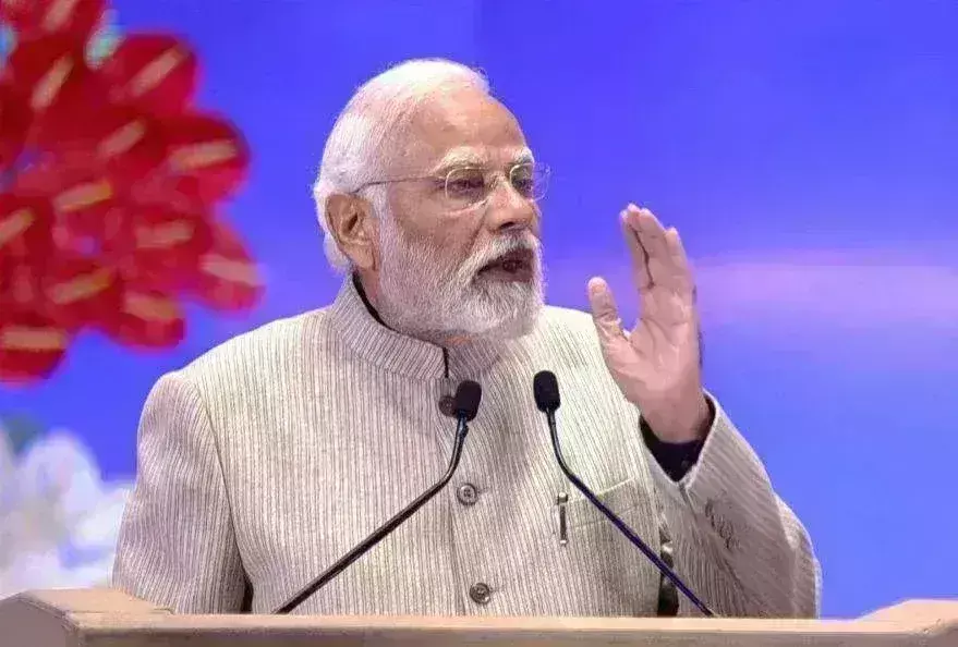 भारत मण्डपम में सम्मेलन को संबोधित करते हुए श्री मोदी ने कहा कि भारत एआई के जिम्मेदार और नैतिक उपयोग के लिए प्रतिबद्ध भारत मण्डपम में सम्मेलन को संबोधित करते हुए श्री मोदी ने कहा कि भारत एआई के जिम्मेदार और नैतिक उपयोग के लिए प्रतिबद्ध