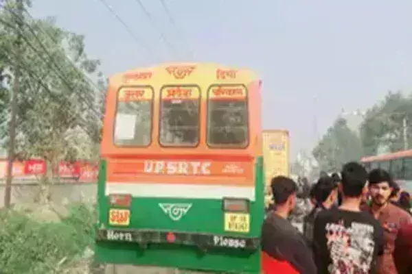 रोडवेज बस के ड्राइवर को आया हार्ट अटैक, 5 को रौंदा, 3 लोगों की मौत