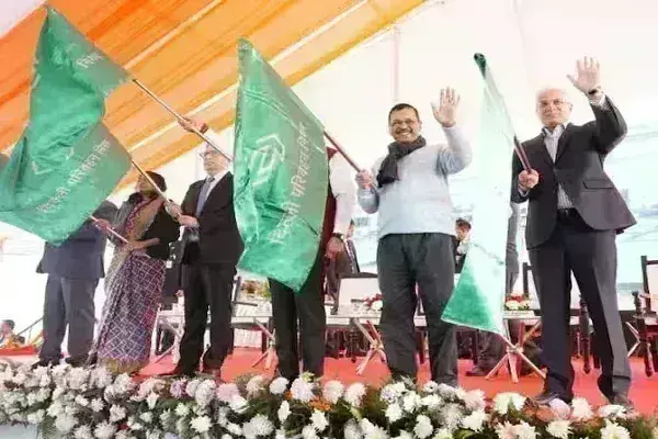 पर्यावरण-अनुकूल बसें अब तक 42 मिलियन किलोमीटर से अधिक की दूरी तय कर कार्बन डाइऑक्साइड उत्सर्जन में 34,000 टन की कमी की पर्यावरण-अनुकूल बसें अब तक 42 मिलियन किलोमीटर से अधिक की दूरी तय कर कार्बन डाइऑक्साइड उत्सर्जन में 34,000 टन की कमी की