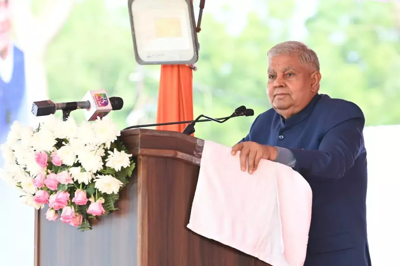 рдЙрдкрд░рд╛рд╖реНрдЯреНрд░рдкрддрд┐ рдиреЗ рд▓рдЦрдирдК рдореЗрдВ рдЕрдЯрд▓ рд╕реНрд╡рд╛рд╕реНрдереНрдп рдореЗрд▓реЗ рдХрд╛ рдЙрджреНрдШрд╛рдЯрди рдХрд┐рдпрд╛ рдЙрдкрд░рд╛рд╖реНрдЯреНрд░рдкрддрд┐ рдиреЗ рд▓рдЦрдирдК рдореЗрдВ рдЕрдЯрд▓ рд╕реНрд╡рд╛рд╕реНрдереНрдп рдореЗрд▓реЗ рдХрд╛ рдЙрджреНрдШрд╛рдЯрди рдХрд┐рдпрд╛