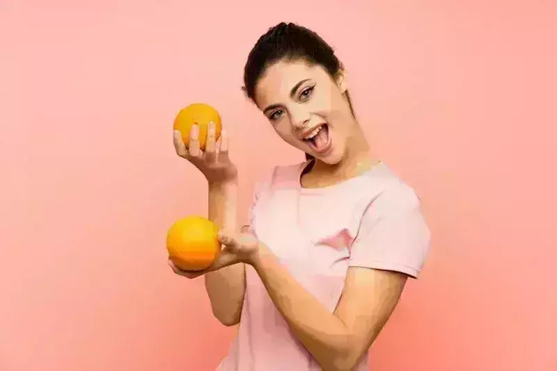 संतरा बनाम कीनू: जानिए इनके बीच का अंतर और इनके स्वास्थ्य लाभ संतरा बनाम कीनू: जानिए इनके बीच का अंतर और इनके स्वास्थ्य लाभ