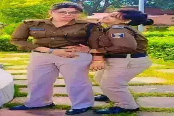 दो महिला पुलिसकर्मियों को Reels बनाना पड़ा महंगा, वीडियो वायरल होने के बाद हुई निलंबित