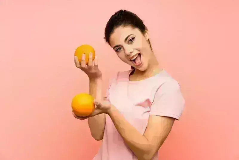 संतरा बनाम कीनू: जानिए इनके बीच का अंतर और इनके स्वास्थ्य लाभ संतरा बनाम कीनू: जानिए इनके बीच का अंतर और इनके स्वास्थ्य लाभ