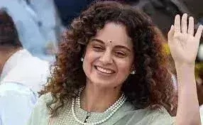 बॉलीवुड अभिनेत्री कंगना रनौत 2024 लोकसभा चुनाव लड़ेंगी ? पिता ने दिया बड़ा अपडेट