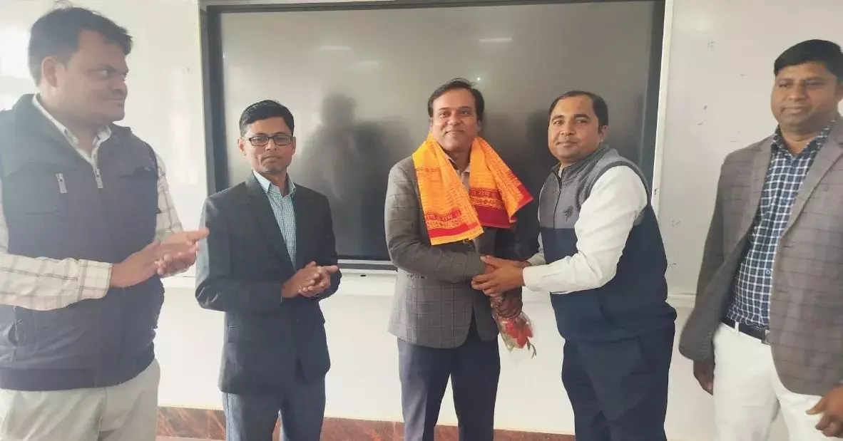 फार्मास्यूटिकल मार्केटिंग में रोजगार के असीम अवसरः अमित कुमार फार्मास्यूटिकल मार्केटिंग में रोजगार के असीम अवसरः अमित कुमार