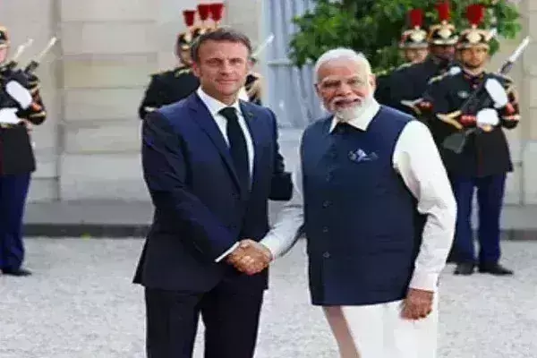 इमैनुएल मैक्रों होंगे गणतंत्र दिवस समारोह के Chief Guest इमैनुएल मैक्रों होंगे गणतंत्र दिवस समारोह के Chief Guest