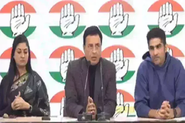 कांग्रेस ने कहा, साक्षी का संन्यास भारतीय खेलों में एक काला अध्याय