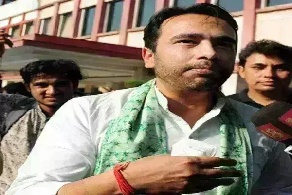 राष्ट्रीय लोक दल प्रमुख जयंत चौधरी ने कहा बीएसपी को इंडिया ब्लॉक में शामिल करने पर कोई बातचीत नहीं राष्ट्रीय लोक दल प्रमुख जयंत चौधरी ने कहा बीएसपी को इंडिया ब्लॉक में शामिल करने पर कोई बातचीत नहीं