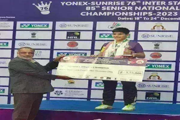 6 वर्षीय अनमोल ने सीनियर राष्ट्रीय बैडमिंटन चैंपियन का खिताब जीता