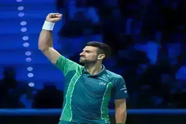 अमेरिकी फुटबॉल के दिग्गज टॉम ब्रैडी के नक्शेकदम पर चलना चाहते हैं जोकोविच अमेरिकी फुटबॉल के दिग्गज टॉम ब्रैडी के नक्शेकदम पर चलना चाहते हैं जोकोविच