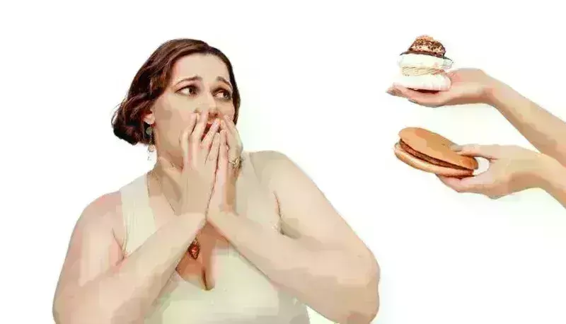 क्या वजन कम करने के लिए आप भी दिन दिनभर रहते हैं भूखे, अगर हां तो हो जाएं सावधान, वरना...