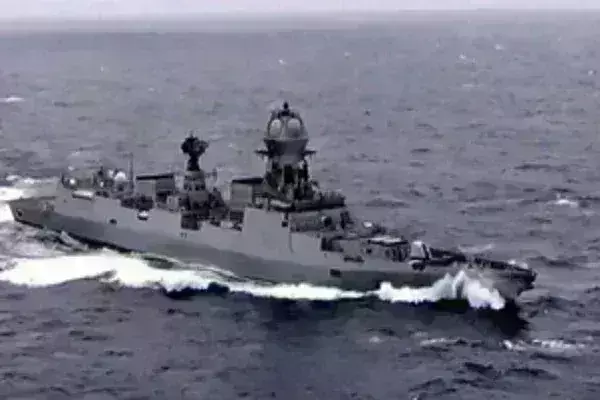 सागर में भारत-फिलीपींस संयुक्त अभ्यास से चीन परेशान सागर में भारत-फिलीपींस संयुक्त अभ्यास से चीन परेशान