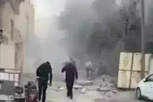 गाजा में इजरायल की ओर से किए गए हवाई हमले में 15 की मौत गाजा में इजरायल की ओर से किए गए हवाई हमले में 15 की मौत