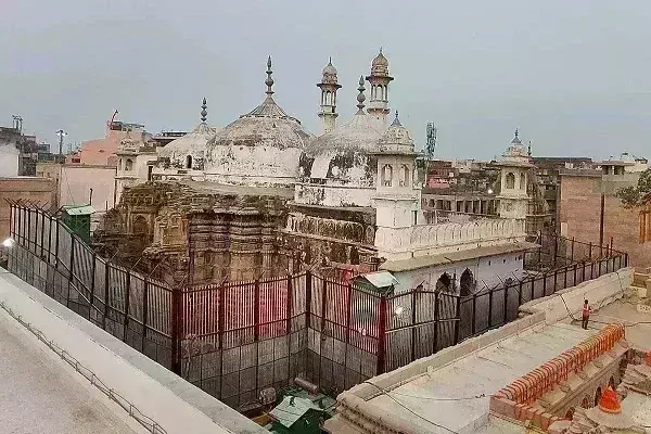 ज्ञानवापी की सर्वे रिपोर्ट देने की मांग पर फैसला आज, मस्जिद पक्ष ने की थी आपत्ति