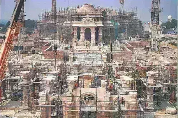 स्थापत्य के लिहाज से अनूठा है राम मंदिर, 161 फीट ऊंचे भवन में नहीं हुआ लोहे का इस्तेमाल स्थापत्य के लिहाज से अनूठा है राम मंदिर, 161 फीट ऊंचे भवन में नहीं हुआ लोहे का इस्तेमाल