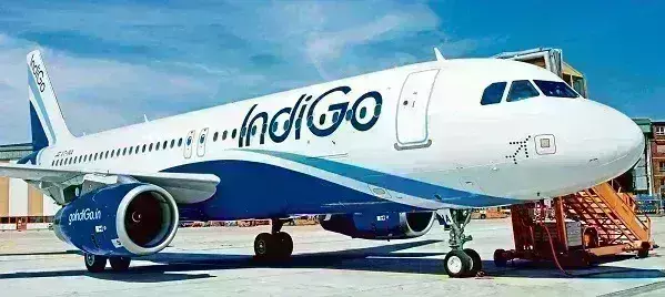 सस्ता होगा हवाई सफर, इंडिगो ने फ्यूल चार्ज वसूलना किया बंद सस्ता होगा हवाई सफर, इंडिगो ने फ्यूल चार्ज वसूलना किया बंद