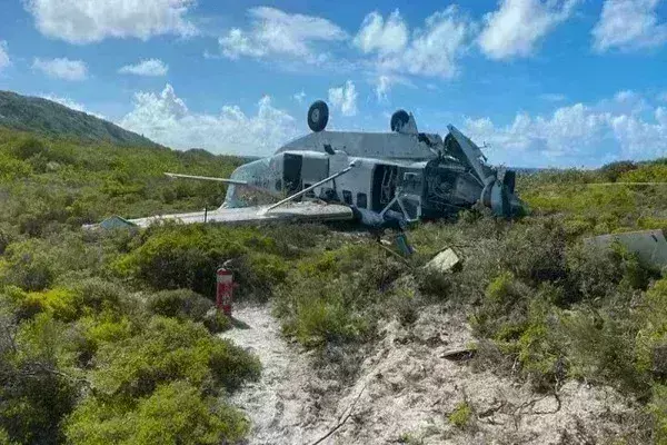 ऑस्ट्रेलिया में विमान दुर्घटना में दो लोग घायल ऑस्ट्रेलिया में विमान दुर्घटना में दो लोग घायल