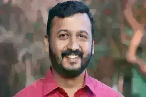 केरल पुलिस द्वारा युवा कांग्रेस प्रमुख राहुल ममकूटथिल गिरफ्तार, विरोध प्रदर्शन शुरू केरल पुलिस द्वारा युवा कांग्रेस प्रमुख राहुल ममकूटथिल गिरफ्तार, विरोध प्रदर्शन शुरू