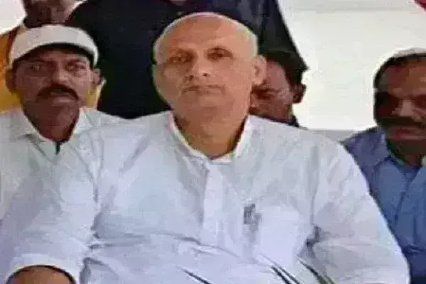 बिहार के मंत्री केखिलाफ हिंदू संगठन ने भावनाओं को ठेस पहुंचाने के लिए एफआईआर की मांग की बिहार के मंत्री केखिलाफ हिंदू संगठन ने भावनाओं को ठेस पहुंचाने के लिए एफआईआर की मांग की