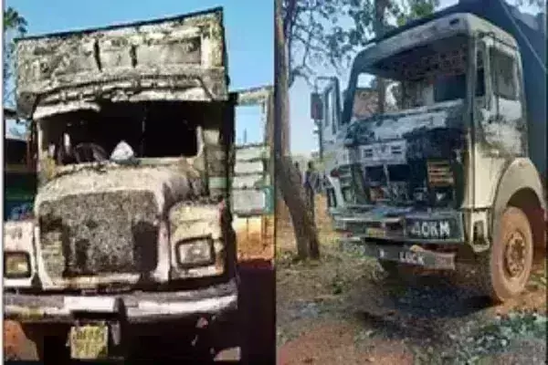 झारखंड के घाघरा में हिंडालको की बॉक्साइट माइन्स पर नक्सलियों का हमला, आठ गाड़ियां फूंकीं झारखंड के घाघरा में हिंडालको की बॉक्साइट माइन्स पर नक्सलियों का हमला, आठ गाड़ियां फूंकीं