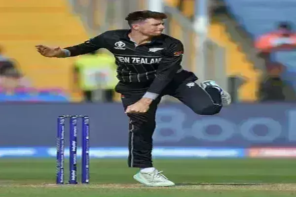कोरोना की चपेट में आए सैंटनर, पाकिस्तान के खिलाफ पहले टी20 मैच से हुए बाहर कोरोना की चपेट में आए सैंटनर, पाकिस्तान के खिलाफ पहले टी20 मैच से हुए बाहर