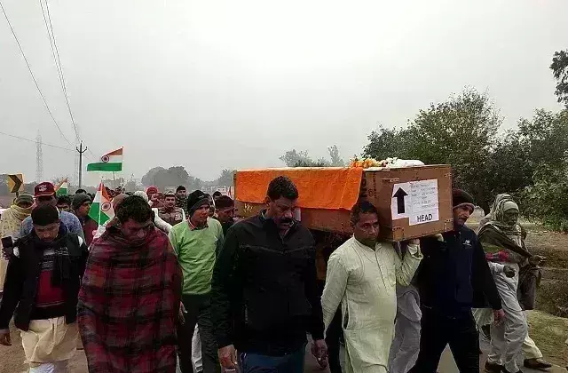 भारत-बांग्ला देश सीमा पर बीएसएफ जवान ड्यूटी के दौरान शहीद भारत-बांग्ला देश सीमा पर बीएसएफ जवान ड्यूटी के दौरान शहीद