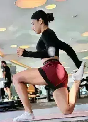 रश्मिका मंदाना ने फिटनेस गोल्स किए सेट, कहा- स्ट्रेचिंग करना न भूलें रश्मिका मंदाना ने फिटनेस गोल्स किए सेट, कहा- स्ट्रेचिंग करना न भूलें