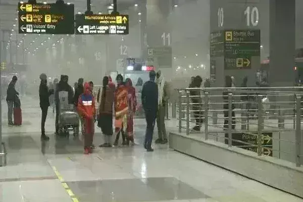 मोदी सरकार का बड़ा कदम, 6 एयरपोर्ट्स पर बनेंगे वॉर रूम मोदी सरकार का बड़ा कदम, 6 एयरपोर्ट्स पर बनेंगे वॉर रूम