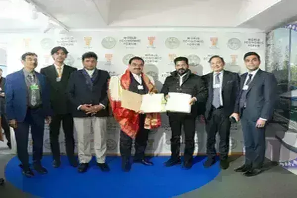 तेलंगाना में 12,400 करोड़ रुपये का अडाणी समूह करेगा निवेश तेलंगाना में 12,400 करोड़ रुपये का अडाणी समूह करेगा निवेश