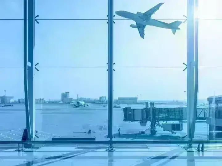 डीजीसीए का बड़ा एक्शन,एयर इंडिया और स्पाइसजेट पर लगाया 30-30 लाख रुपए का जुर्माना डीजीसीए का बड़ा एक्शन,एयर इंडिया और स्पाइसजेट पर लगाया 30-30 लाख रुपए का जुर्माना